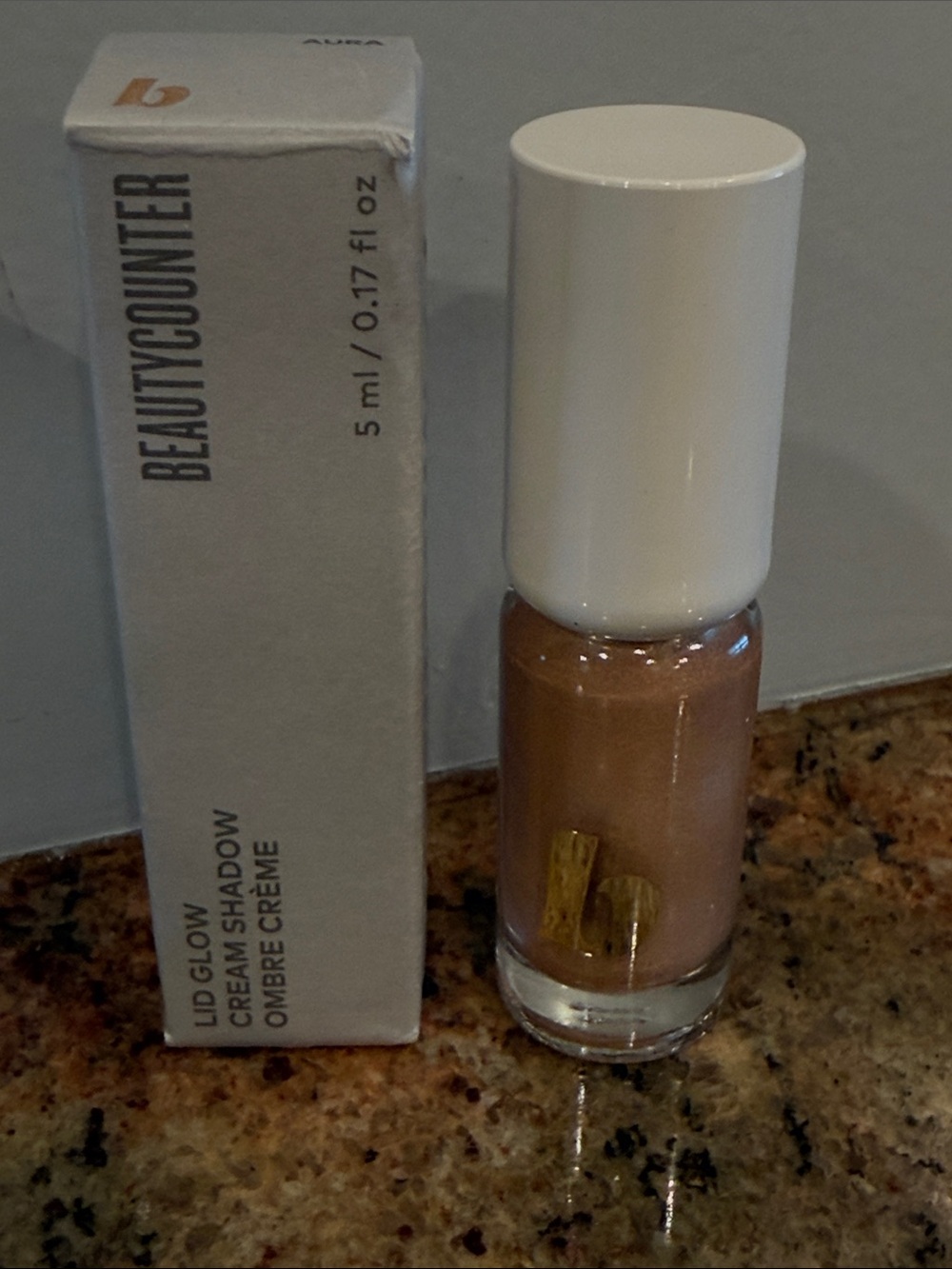 Beautycounter Lid Glow Cream Shadow Aura NIB